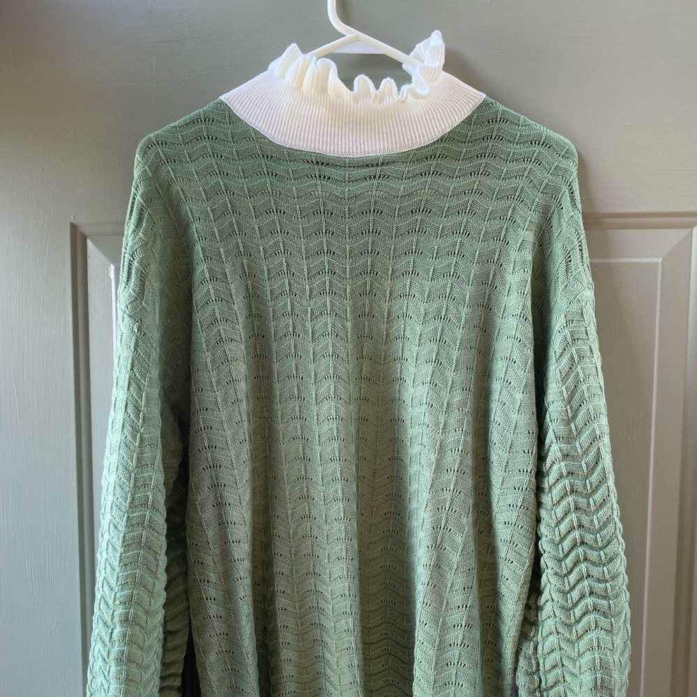 Adorable ruffle collared sweater! SHEIN brand. Size large